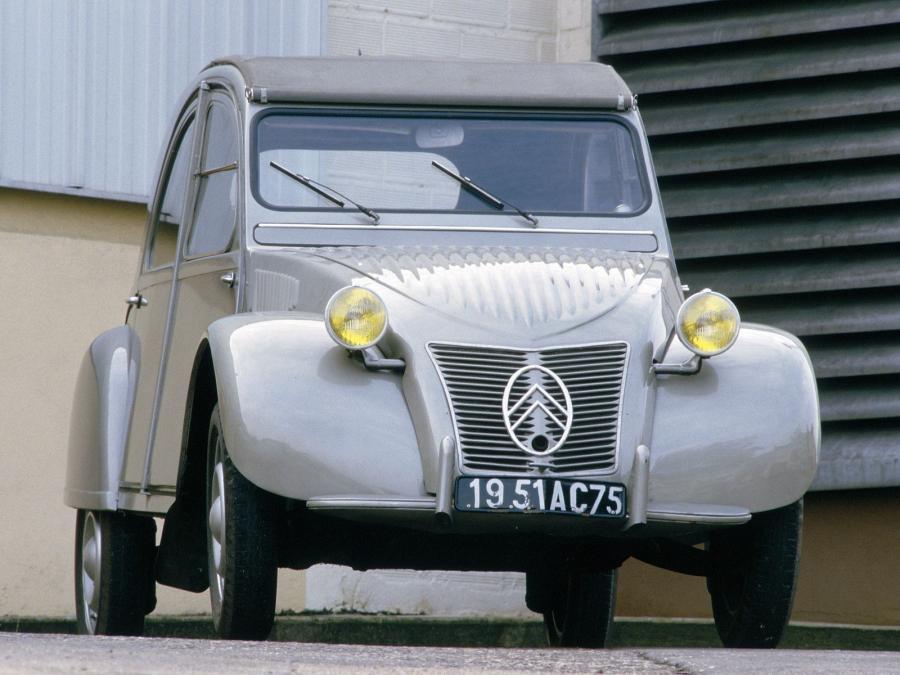  Citroen 2CV 1949 года  (фото 5 из 12)